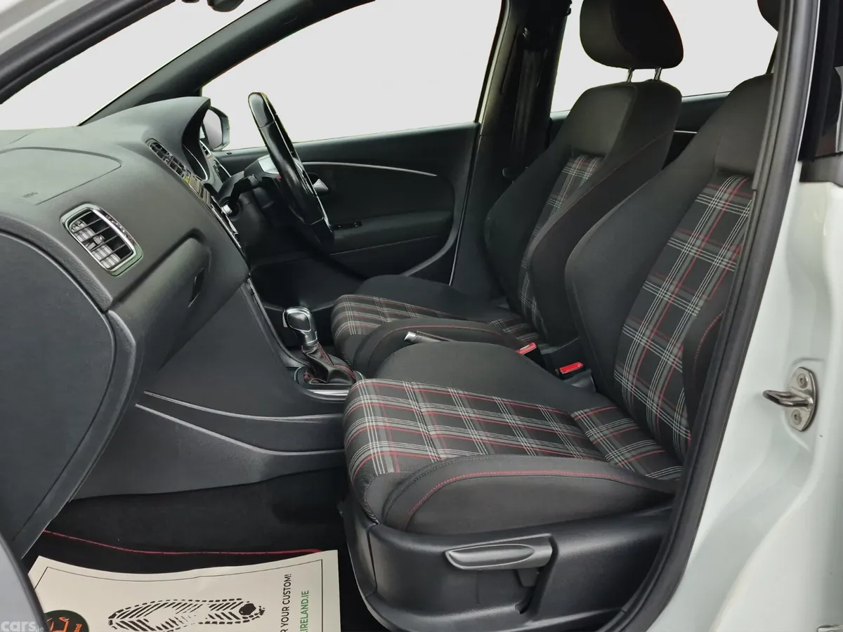 Volkswagen Polo Hatchback, Petrol, 2015, White
