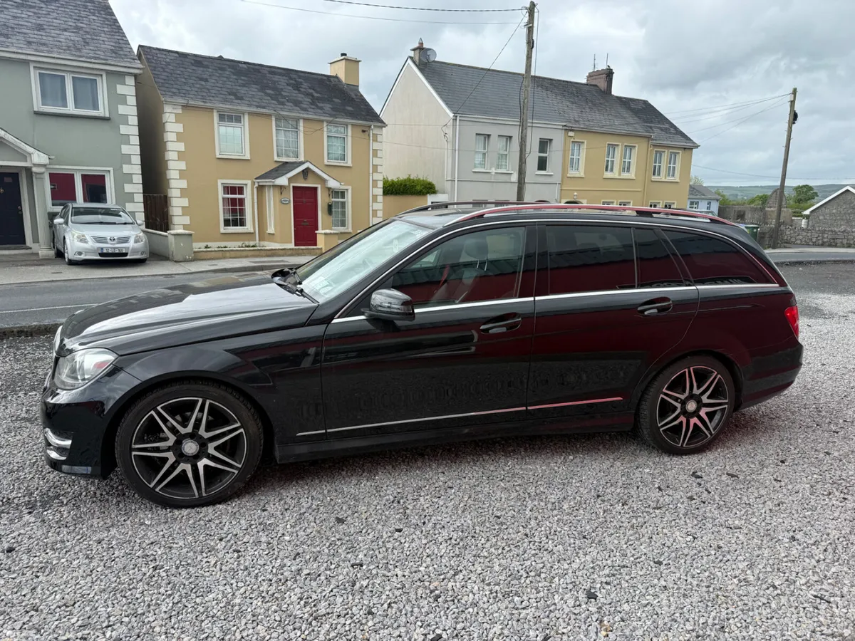 Mercedes-Benz C-Class Estate, Petrol, 2013, Black