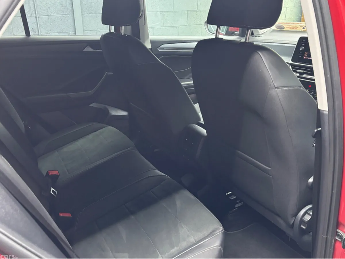 Volkswagen T-Roc SUV, Diesel, 2023, Red