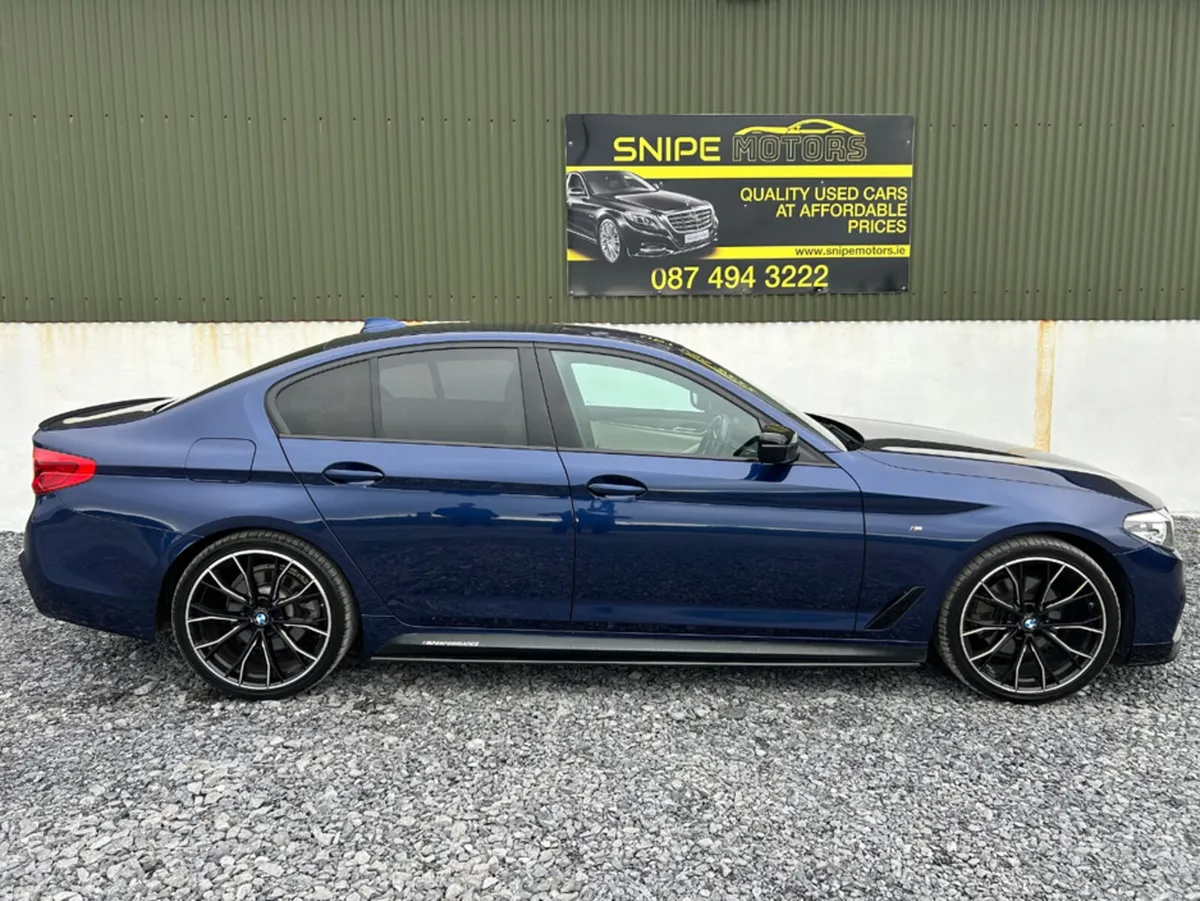 BMW 5-Series Saloon, Diesel, 2019, Blue