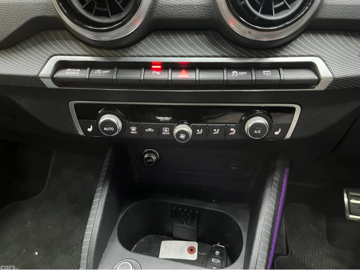 Audi Q2 SUV, Petrol, 2023, White