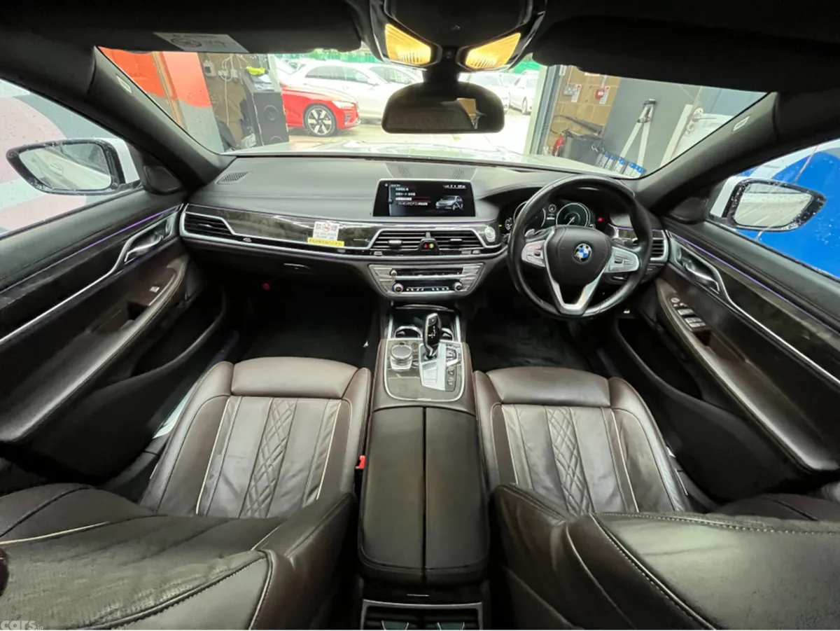 BMW 7-Series Saloon, Petrol Plug-in Hybrid, 2016, White