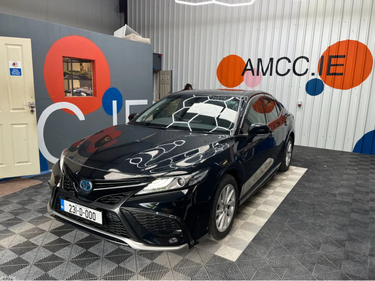 Toyota Camry Saloon, Petrol, 2023, Black