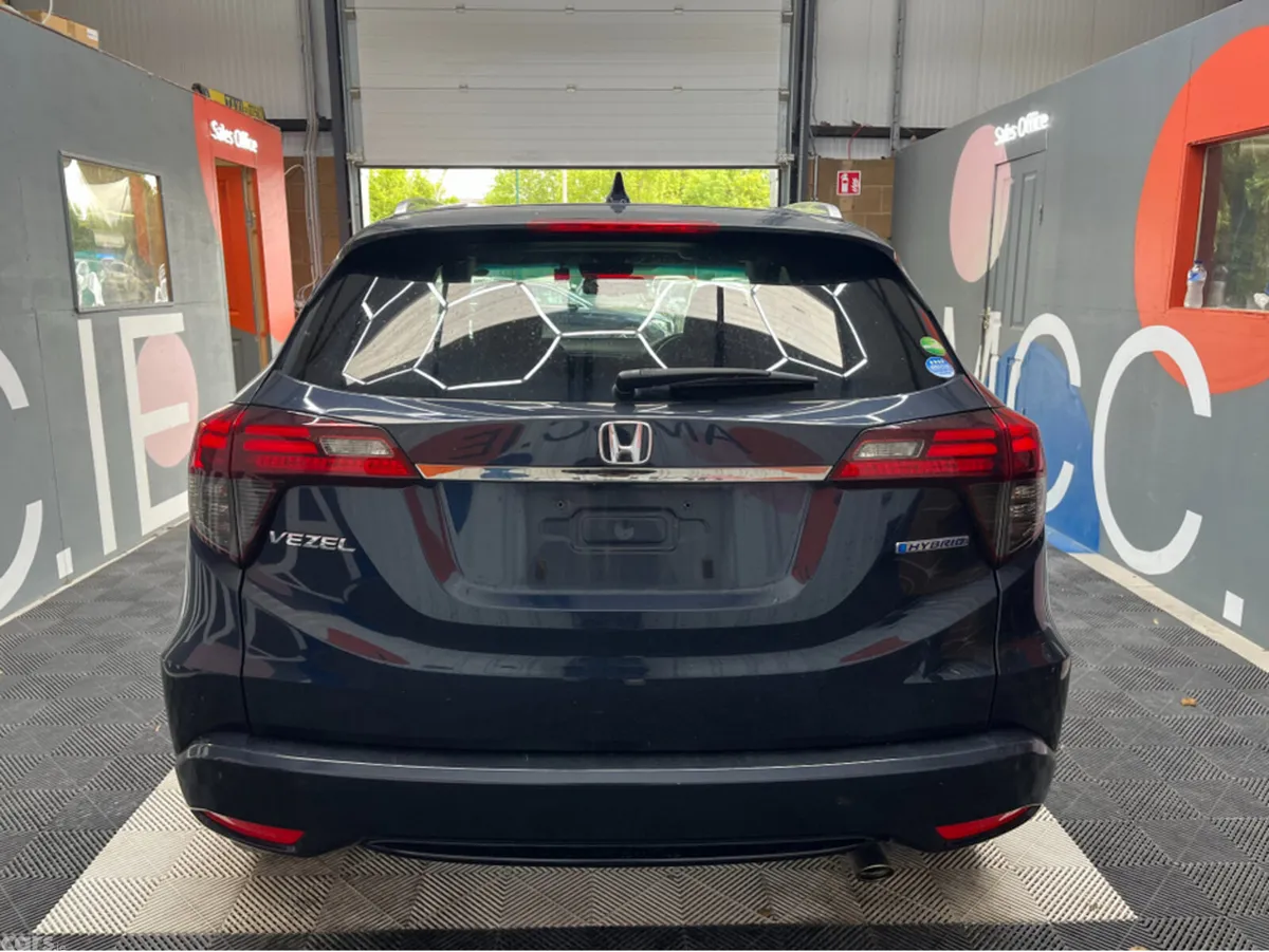 Honda Vezel SUV, Petrol Hybrid, 2018, Black