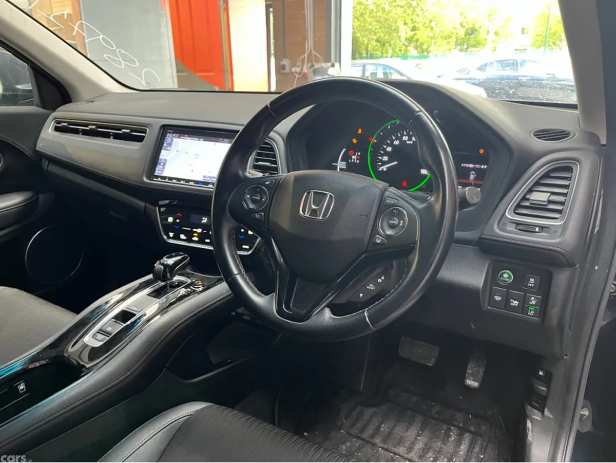 Honda Vezel SUV, Petrol Hybrid, 2018, Black