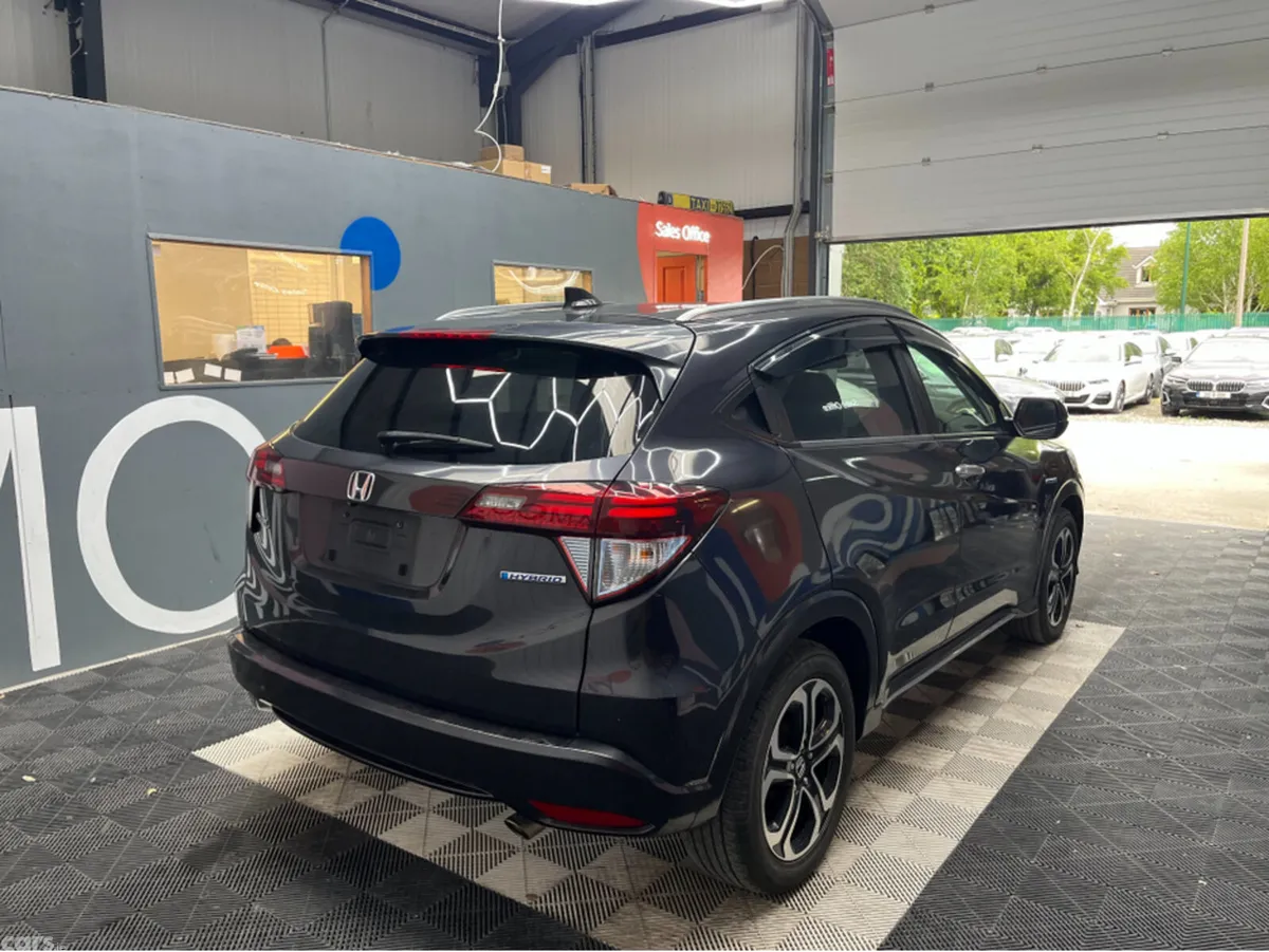 Honda Vezel SUV, Petrol Hybrid, 2018, Black