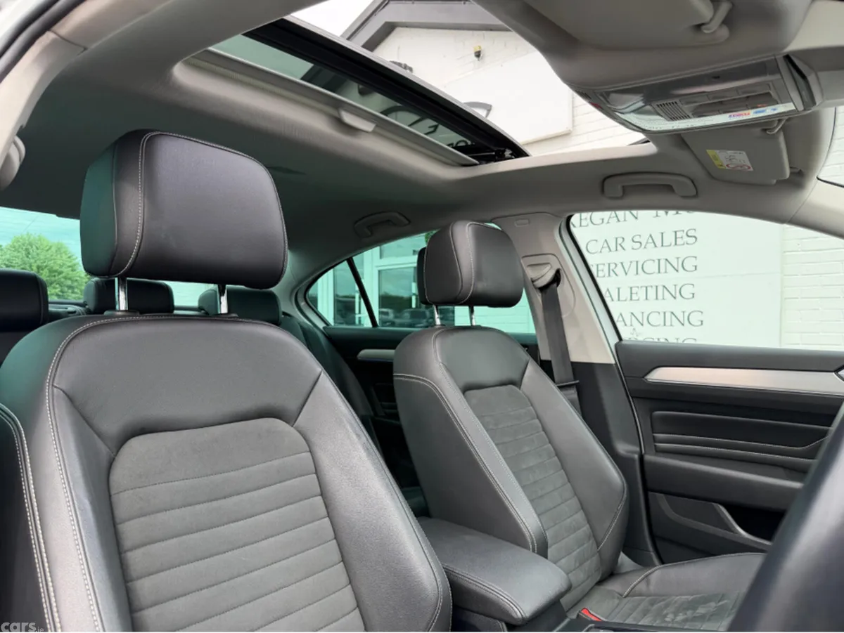 Volkswagen Passat Saloon, Diesel, 2022, White