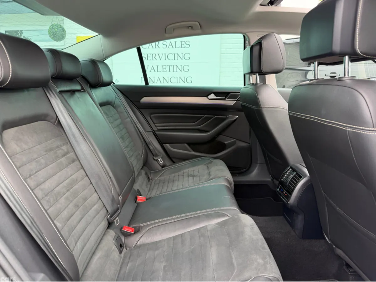 Volkswagen Passat Saloon, Diesel, 2022, White