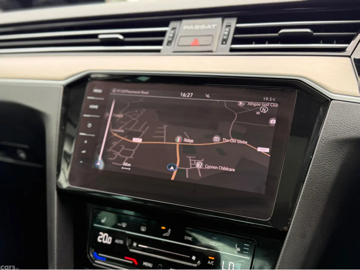 Volkswagen Passat Saloon, Diesel, 2022, White
