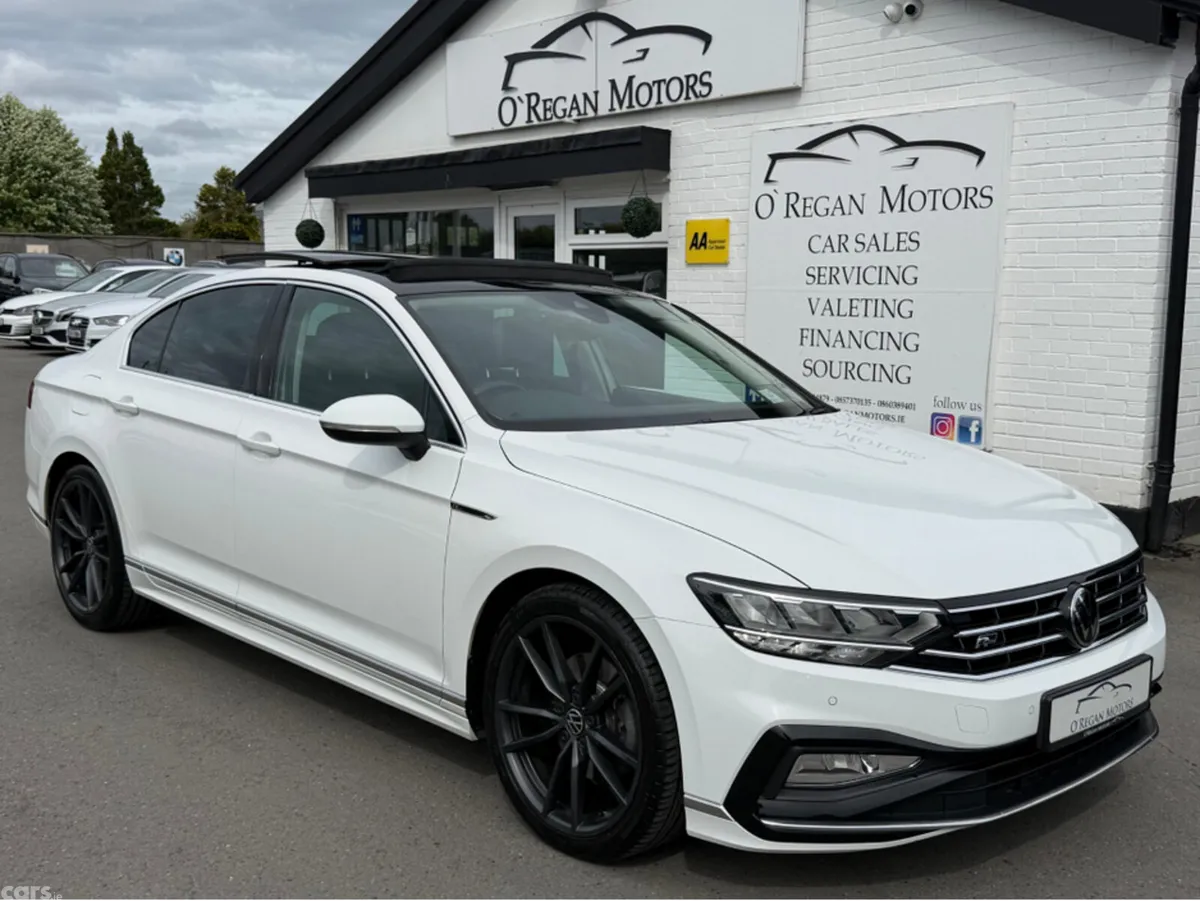 Volkswagen Passat Saloon, Diesel, 2022, White