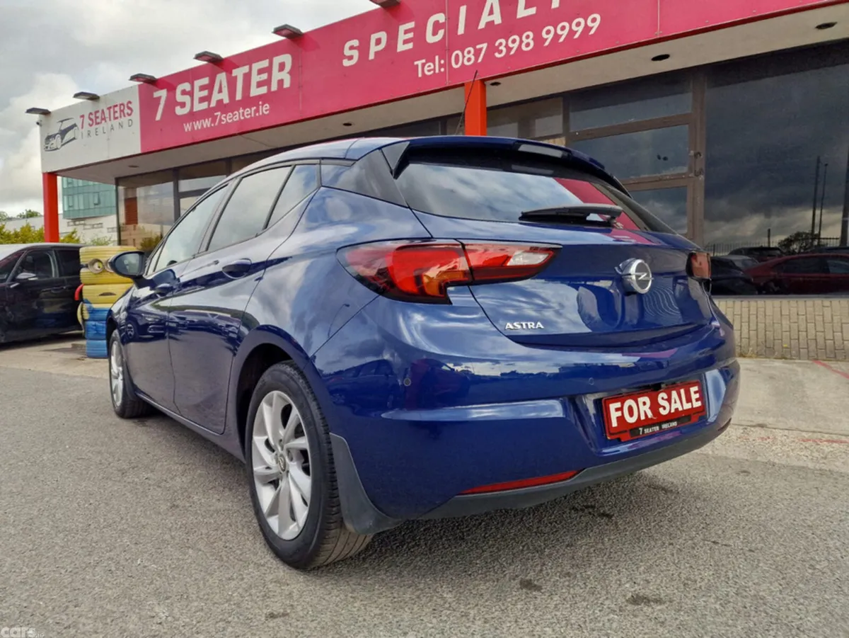 Opel Astra Hatchback, Diesel, 2020, Blue