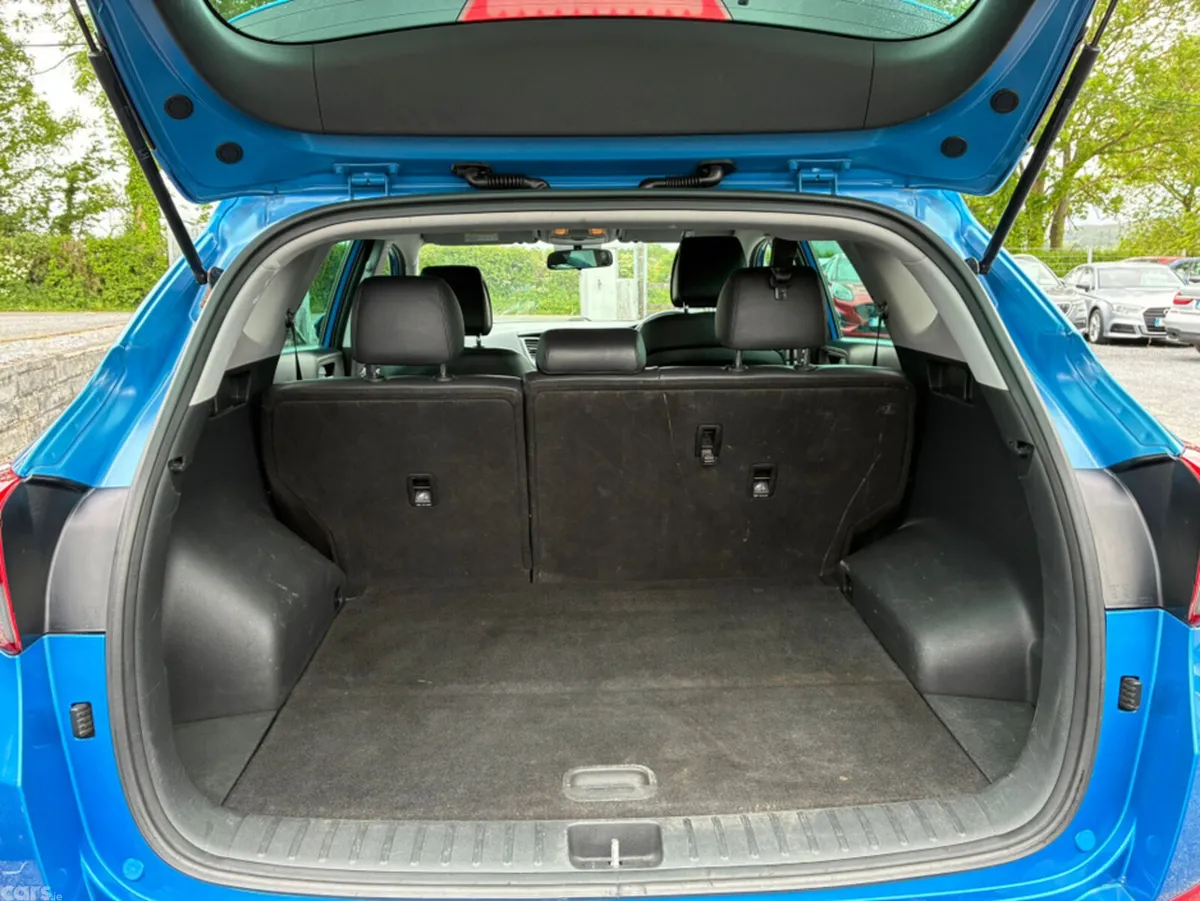 Hyundai Tucson MPV, Diesel, 2018, Blue