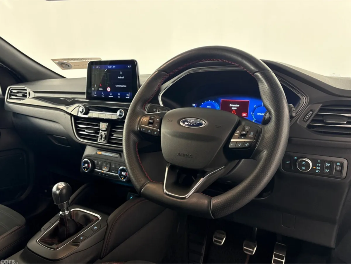 Ford Kuga MPV, Diesel, 2021, Black