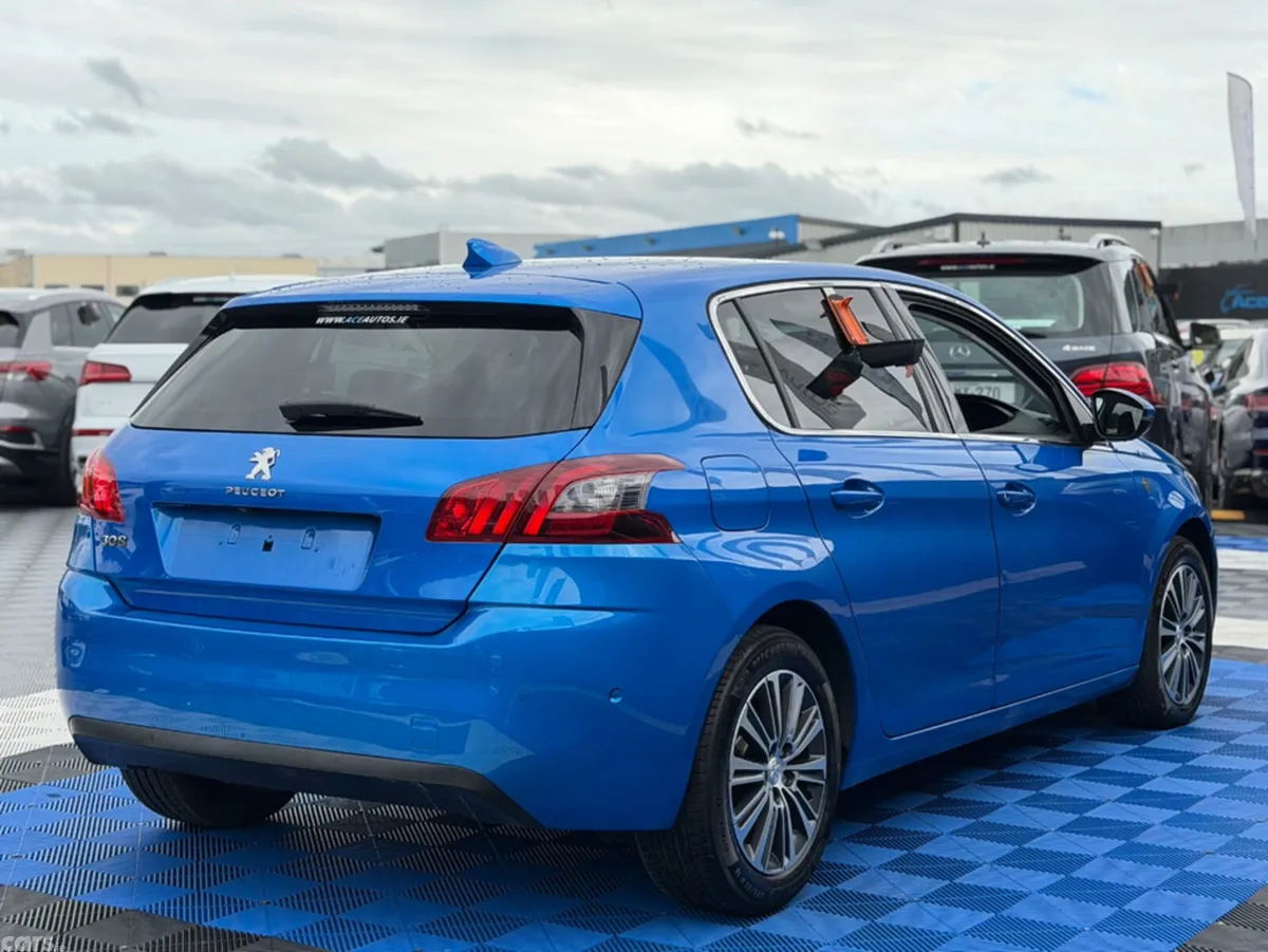 Peugeot 308 Hatchback, Diesel, 2021, Blue