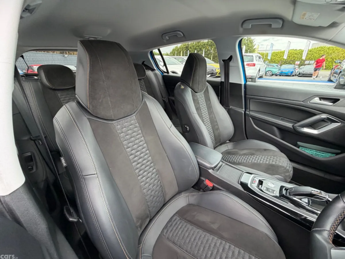 Peugeot 308 Hatchback, Diesel, 2021, Blue