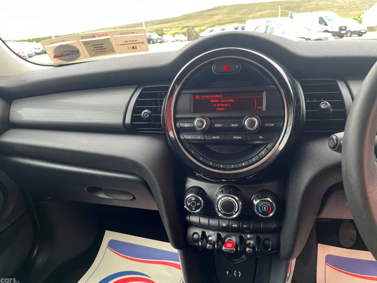 Mini Cooper Hatchback, Diesel, 2015, Blue