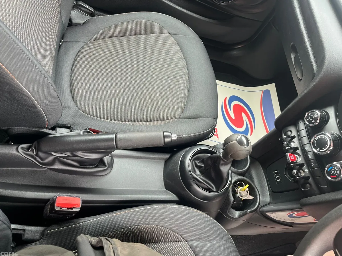 Mini Cooper Hatchback, Diesel, 2015, Blue