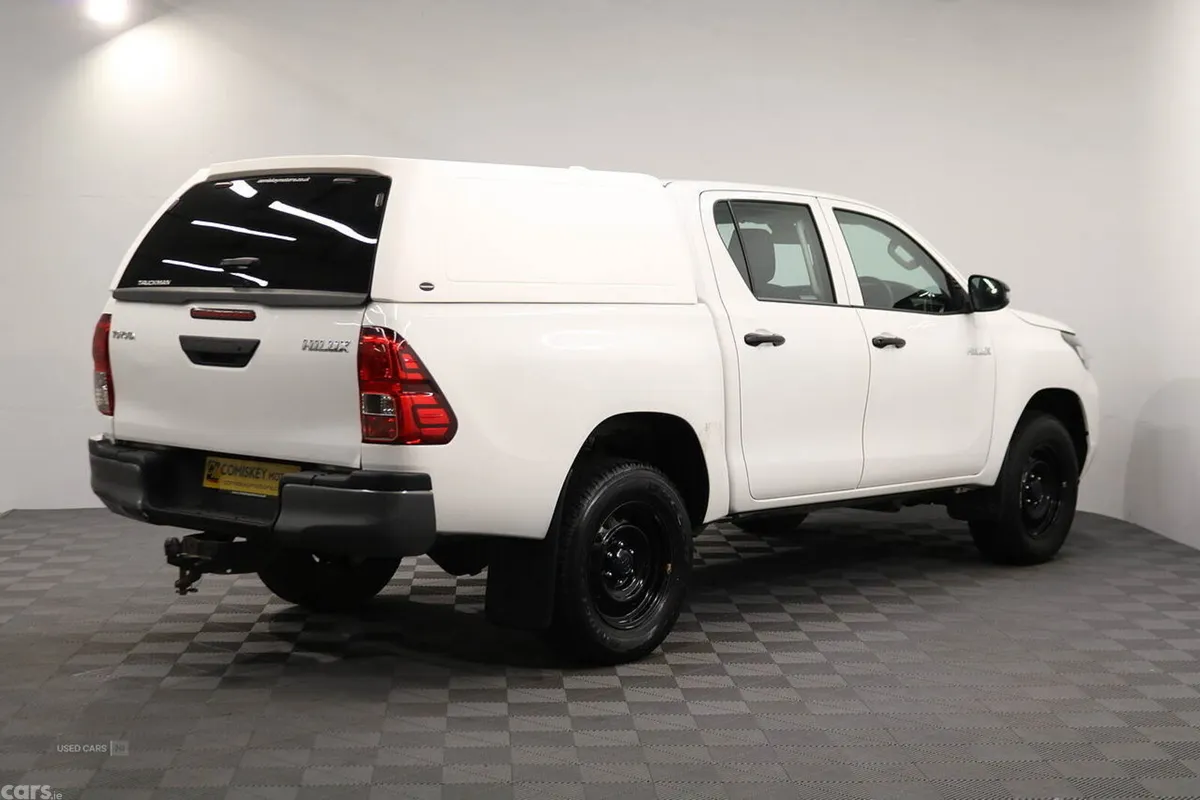 Toyota Hilux Pick Up, Diesel, 2022, White