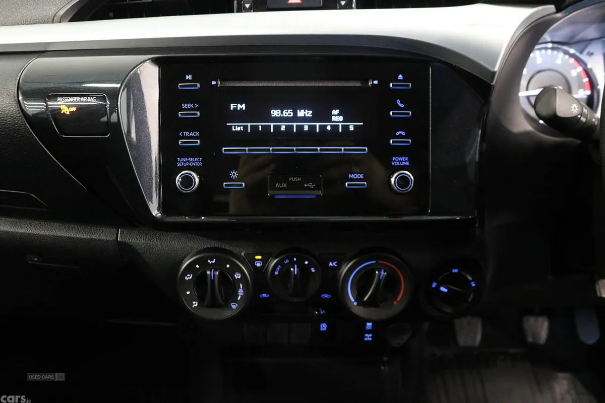 Toyota Hilux Pick Up, Diesel, 2022, White