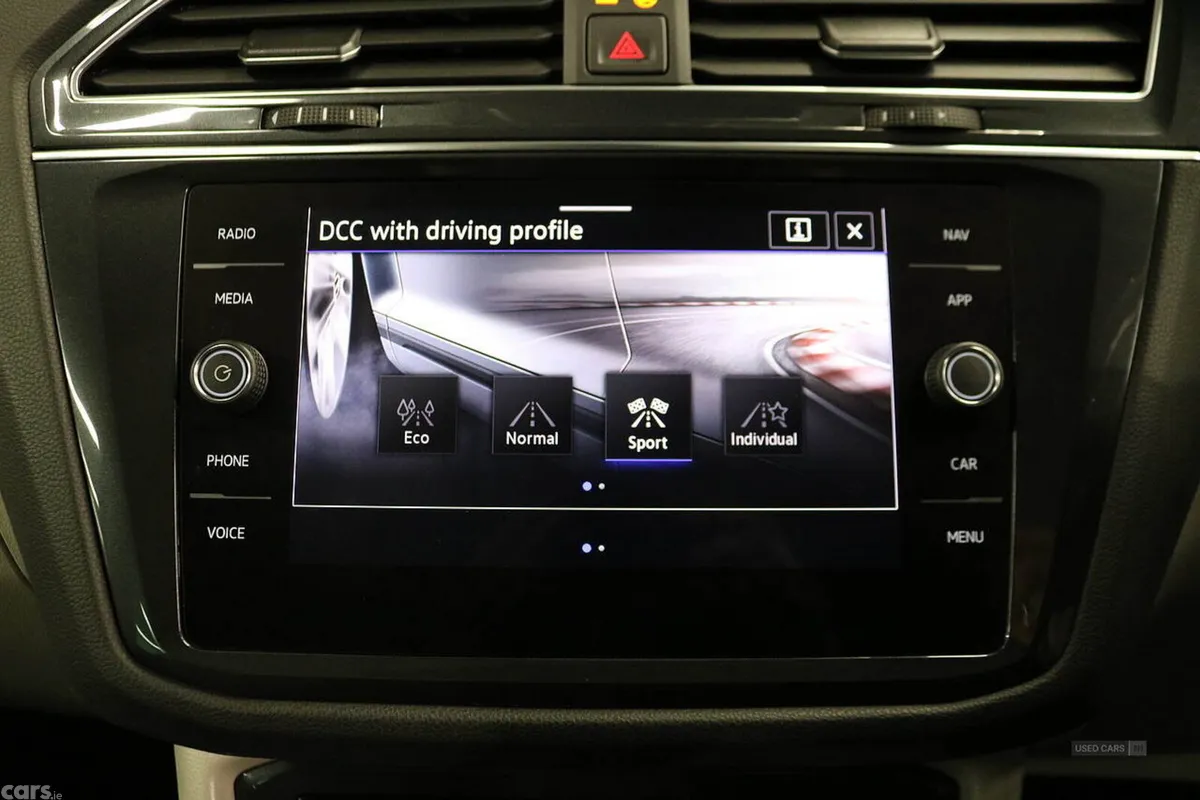Volkswagen Tiguan SUV, Petrol Hybrid, 2023, Blue