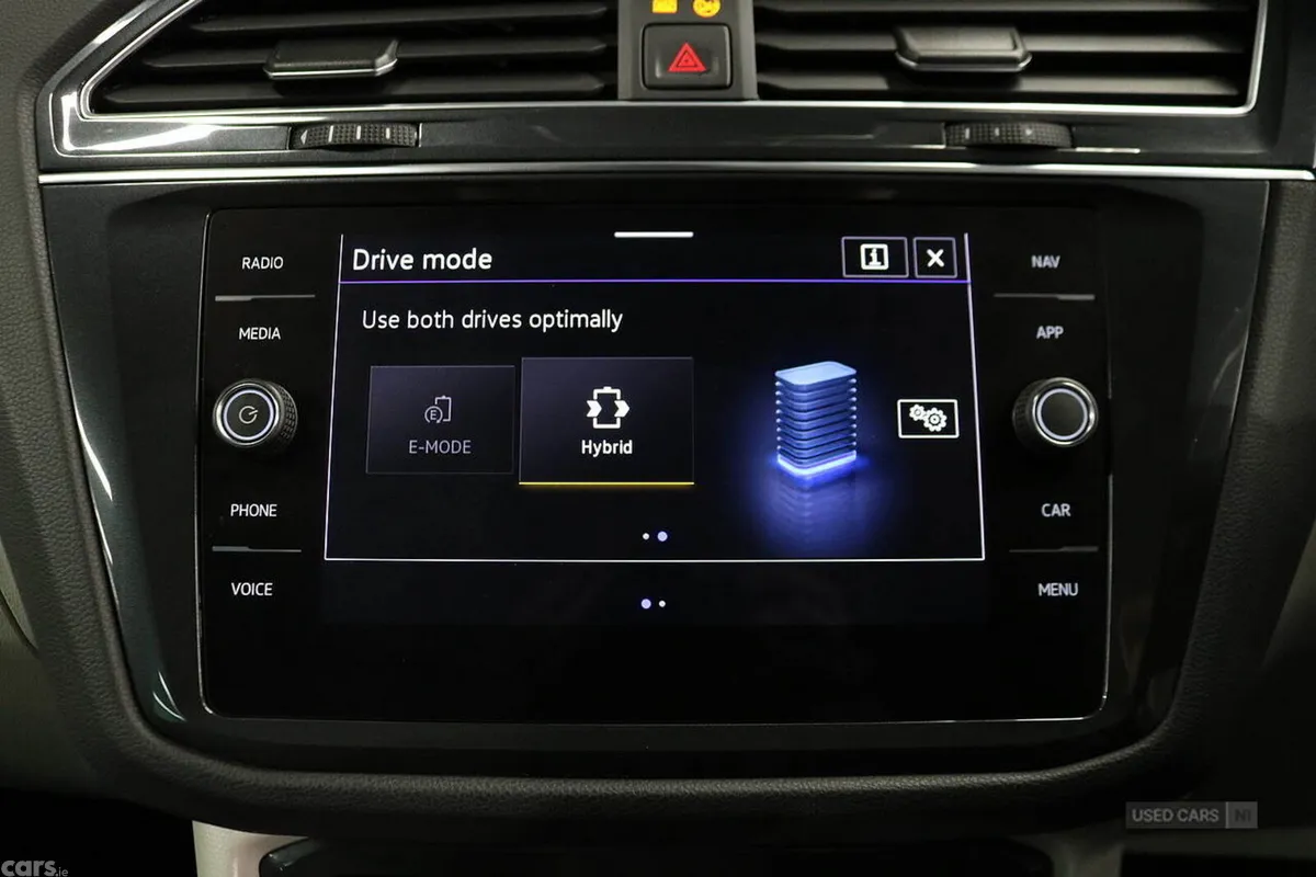 Volkswagen Tiguan SUV, Petrol Hybrid, 2023, Blue