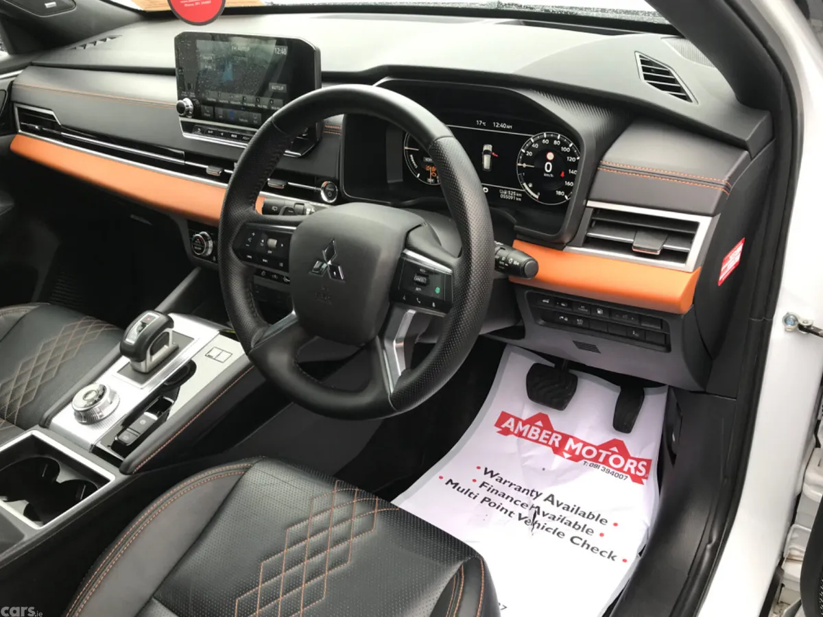 Mitsubishi Outlander SUV, Petrol Plug-in Hybrid, 2023, White