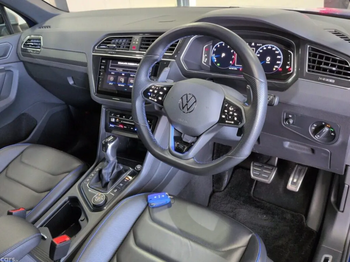 Volkswagen Tiguan SUV, Petrol, 2021, Blue