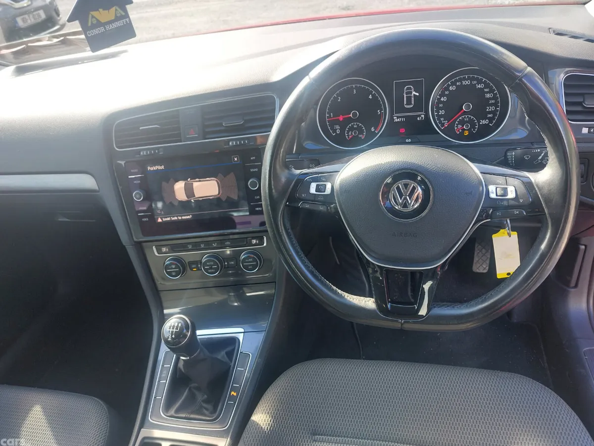 Volkswagen Golf Estate, Diesel, 2017, Red