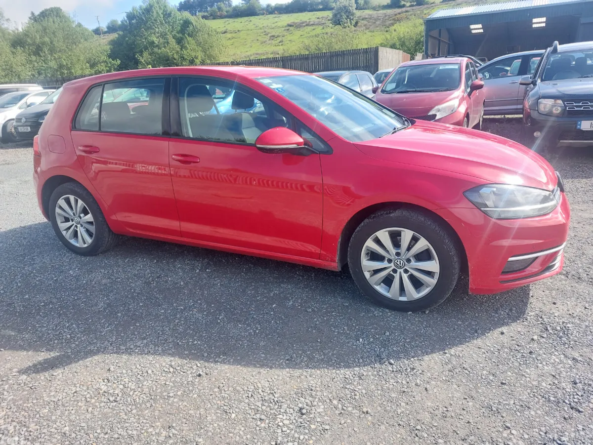 Volkswagen Golf Estate, Diesel, 2017, Red