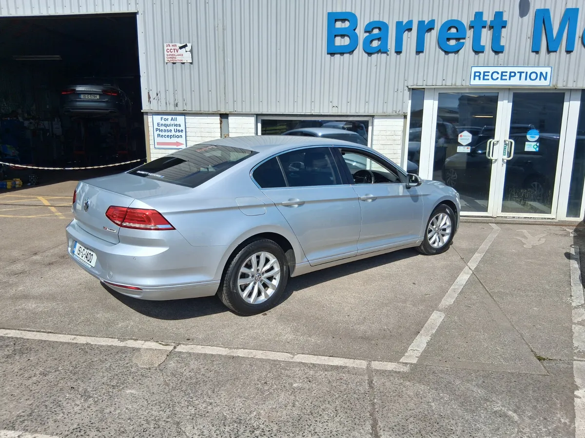 Volkswagen Passat Saloon, Diesel, 2015, Silver