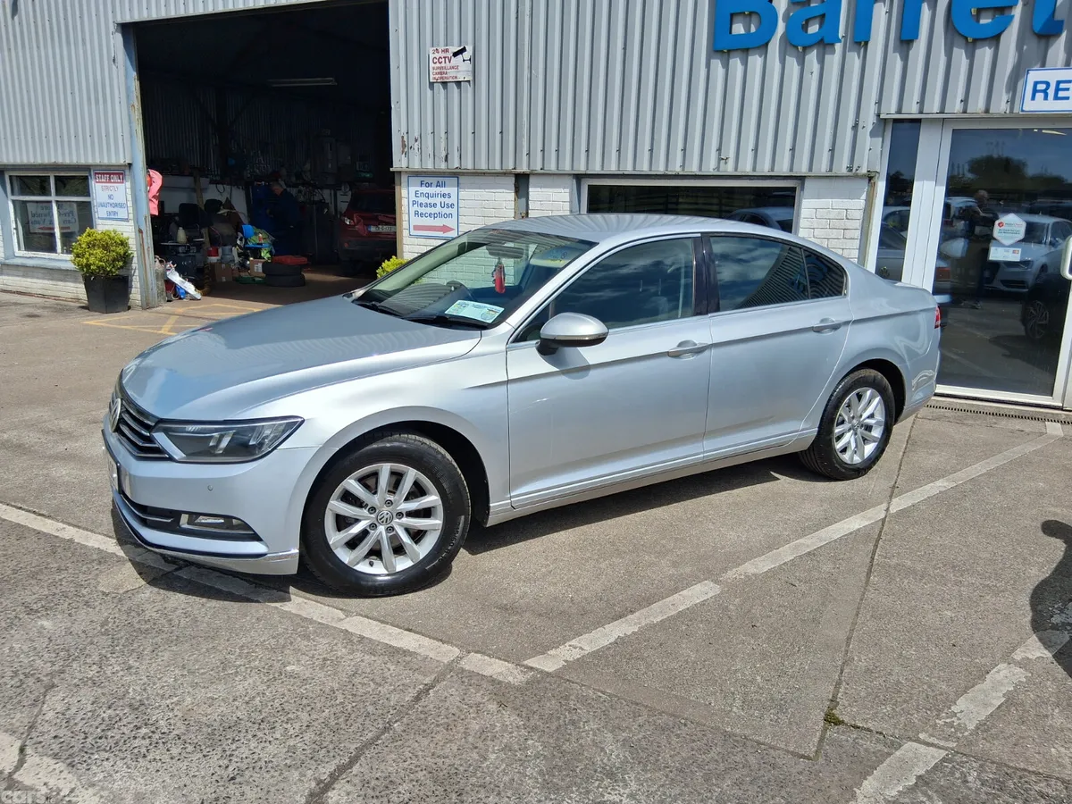 Volkswagen Passat Saloon, Diesel, 2015, Silver