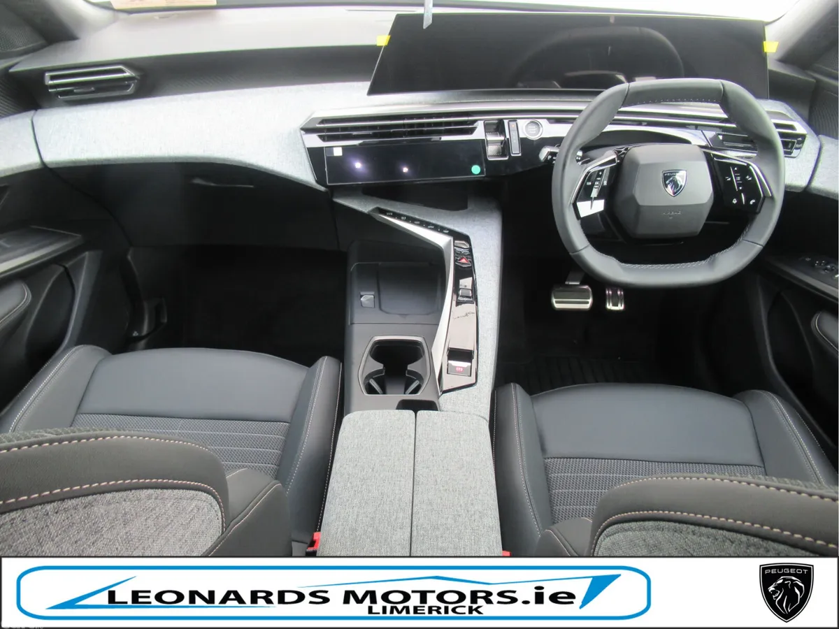 Peugeot 3008 SUV, Electric, 2025, Grey