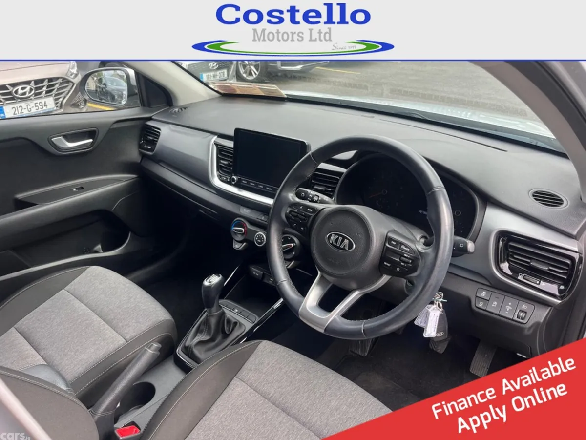 Kia Stonic Estate/Jeep, Petrol, 2021, Grey