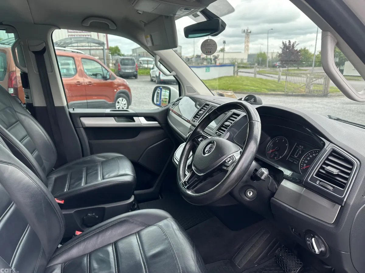 Volkswagen Caravelle MPV, Diesel, 2018, White