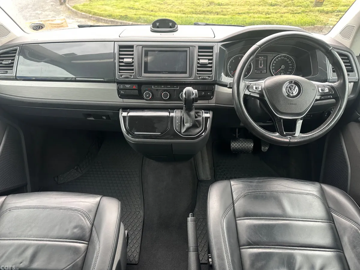 Volkswagen Caravelle MPV, Diesel, 2018, White