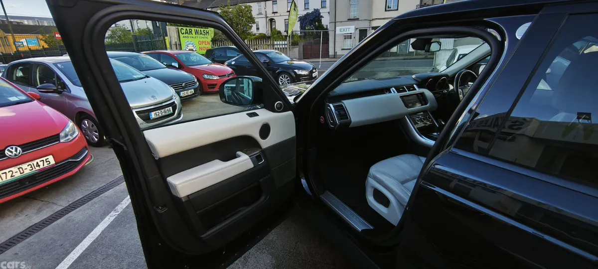 Land Rover Range Rover Sport SUV, Diesel, 2014, Black