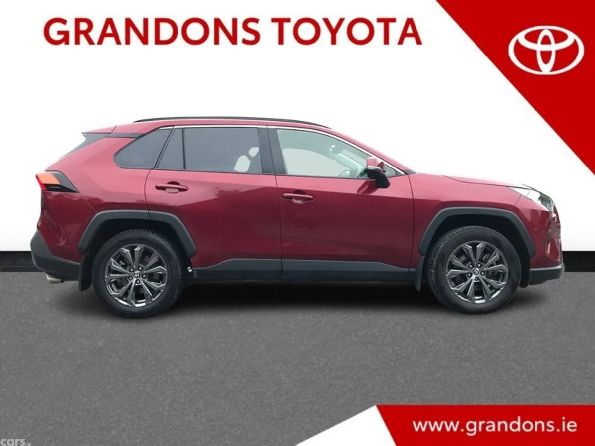 Toyota RAV4 SUV, Petrol Hybrid, 2023, Red