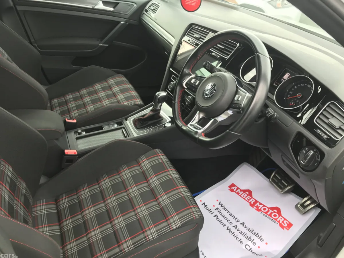 Volkswagen Golf Hatchback, Petrol, 2019, White
