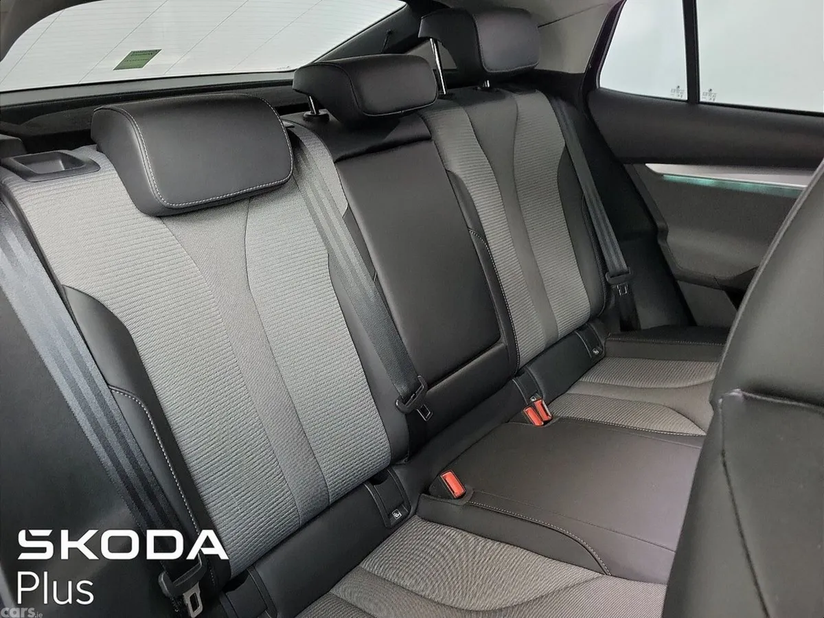 Skoda Enyaq Hatchback, Electric, 2023, Black