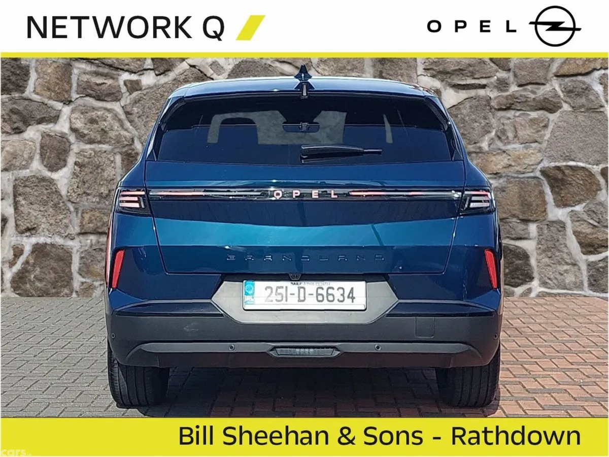 Opel Grandland SUV, Petrol Hybrid, 2025, Green