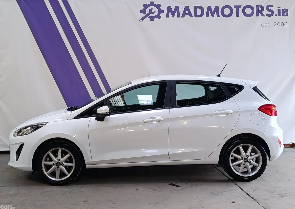 Ford Fiesta Hatchback, Petrol, 2018, White