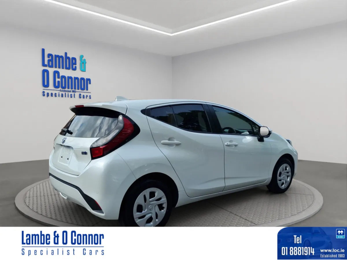 Toyota Aqua Hatchback, Petrol Hybrid, 2021, White