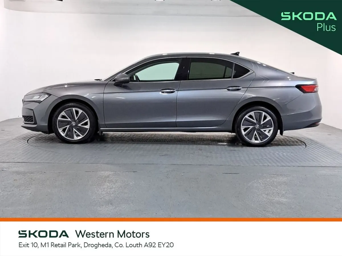 Skoda Superb Saloon, Diesel, 2024, Grey