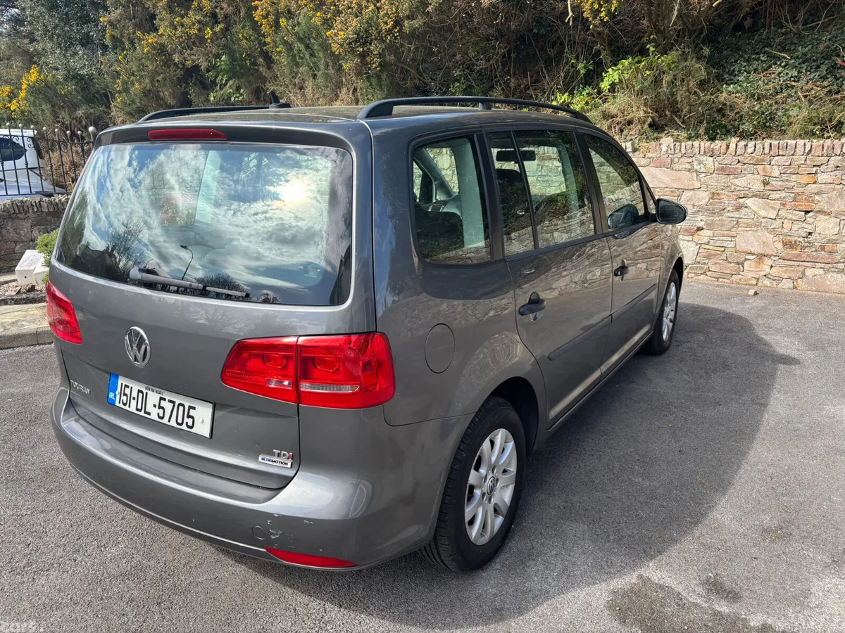 Volkswagen Touran MPV, Diesel, 2015, Grey