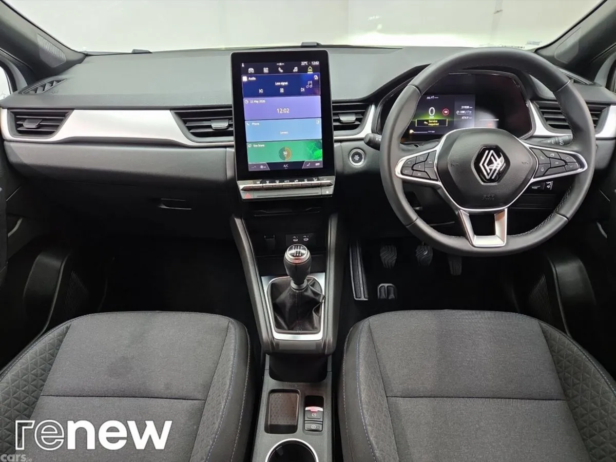 Renault Captur Hatchback, Petrol, 2025, White