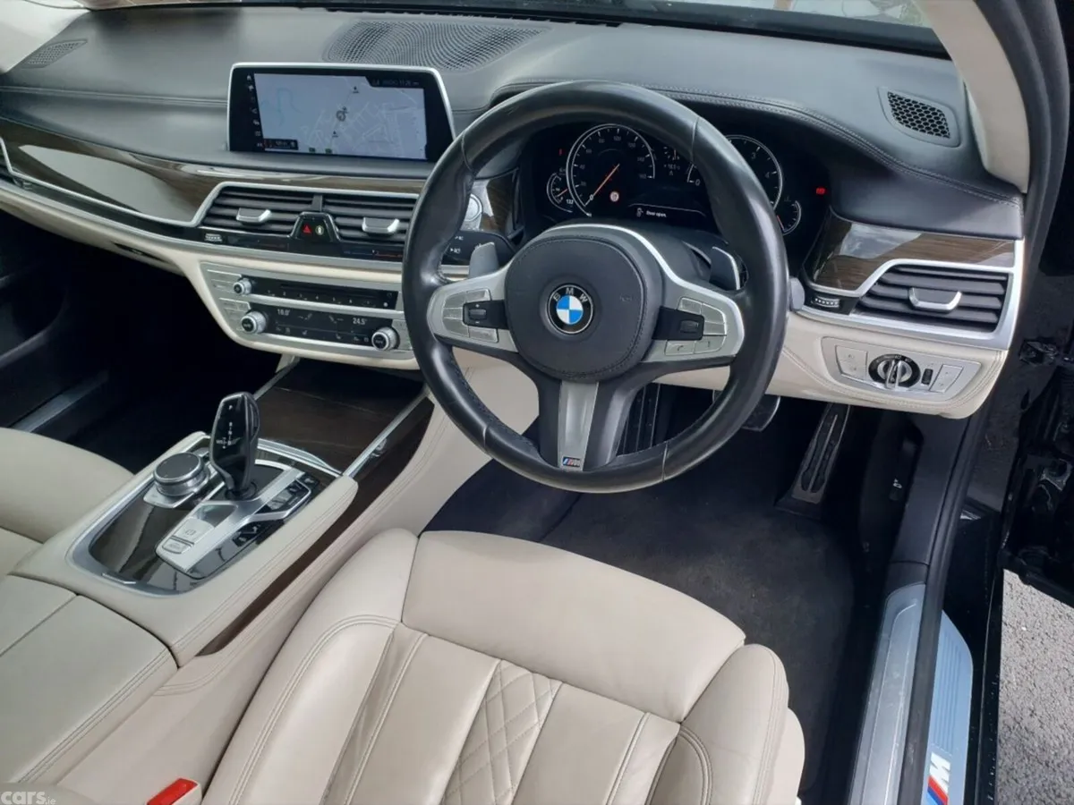 BMW 7-Series Saloon, Diesel, 2019, Black