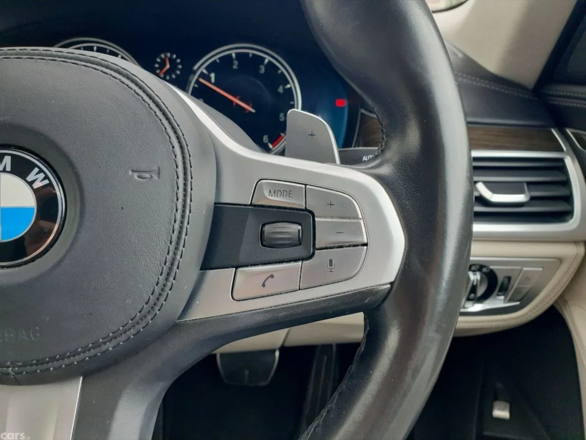 BMW 7-Series Saloon, Diesel, 2019, Black