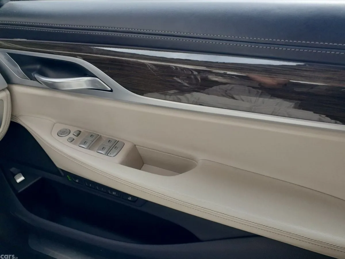 BMW 7-Series Saloon, Diesel, 2019, Black