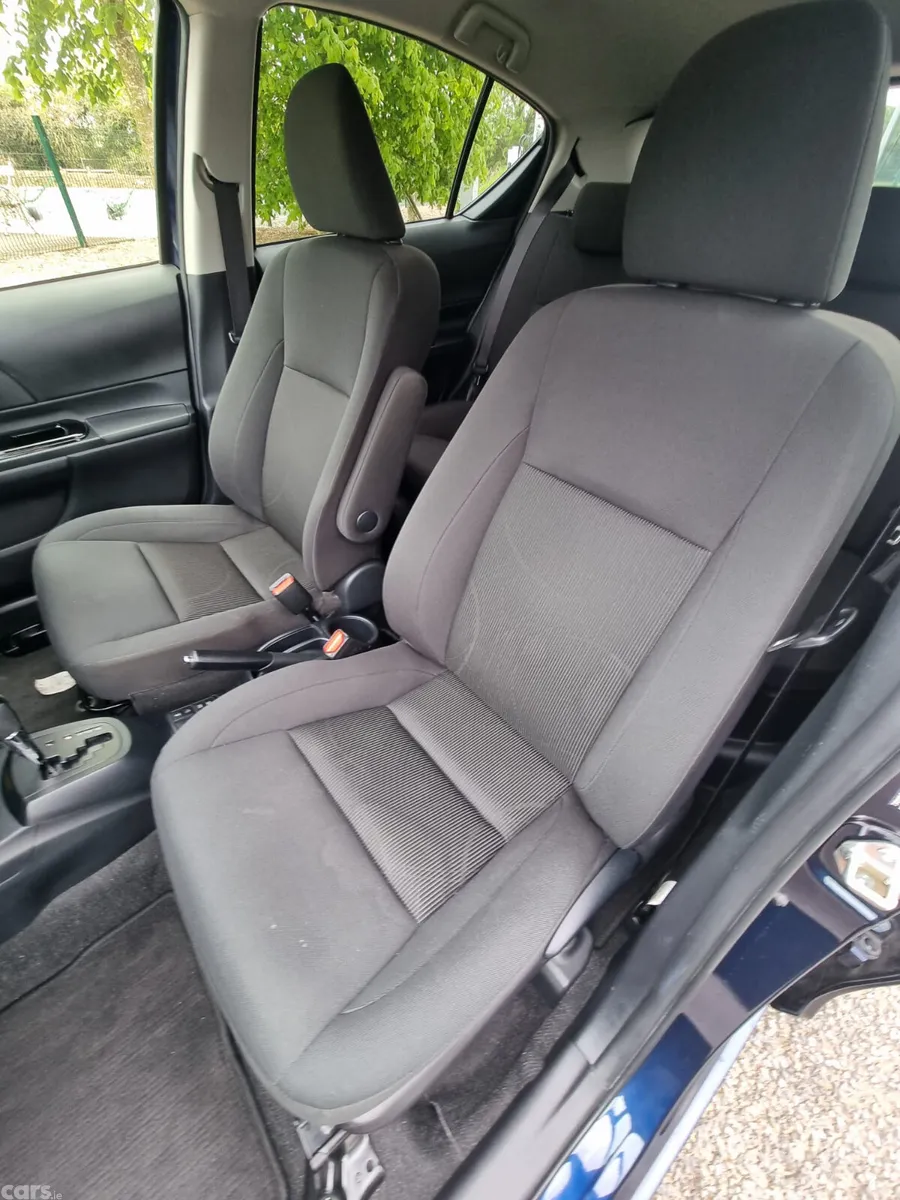 Toyota Aqua Hatchback, Petrol Hybrid, 2019, Blue