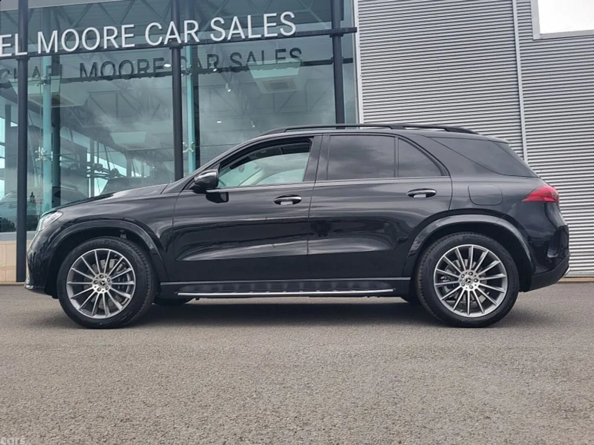 Mercedes-Benz GLE SUV, Diesel Plug-in Hybrid, 2027, Black